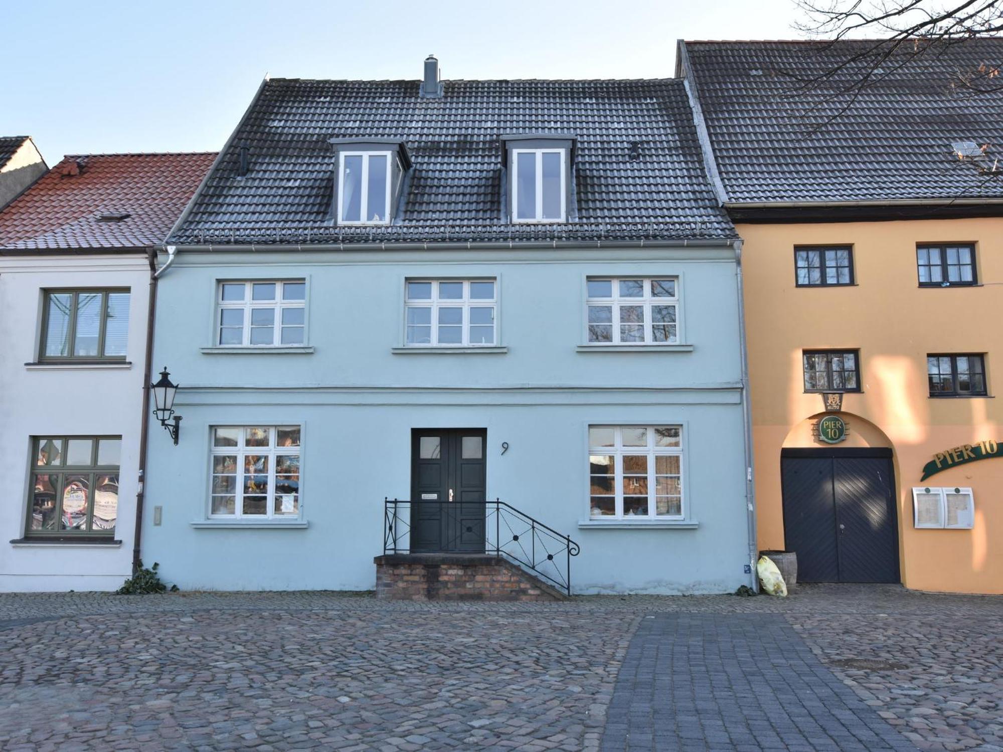 Modern Apartment With Garden In Wißmar エクステリア 写真